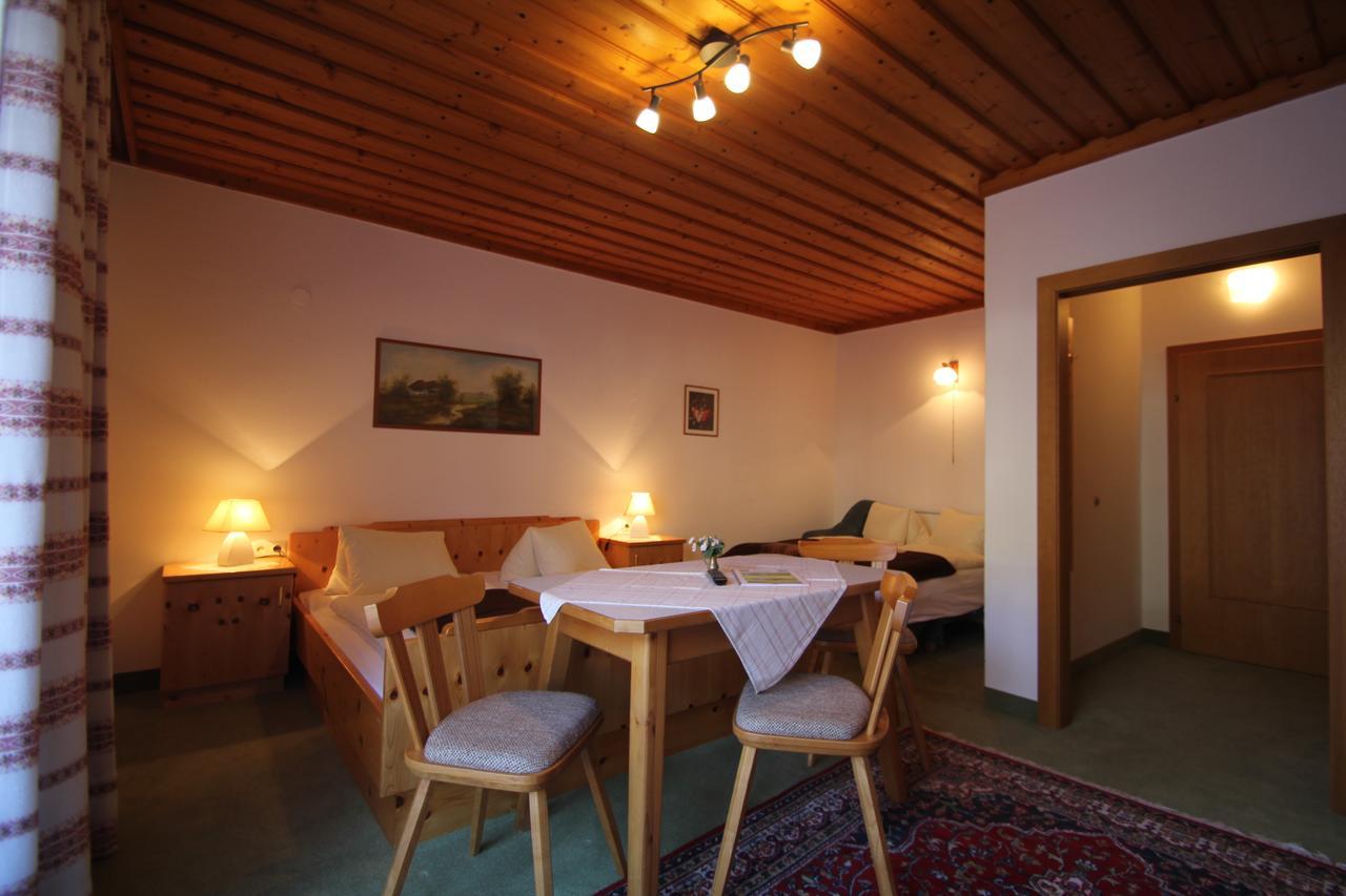 Pension Hubertushof Beim Roemerbad Бад Кляйнкирххайм Номер фото